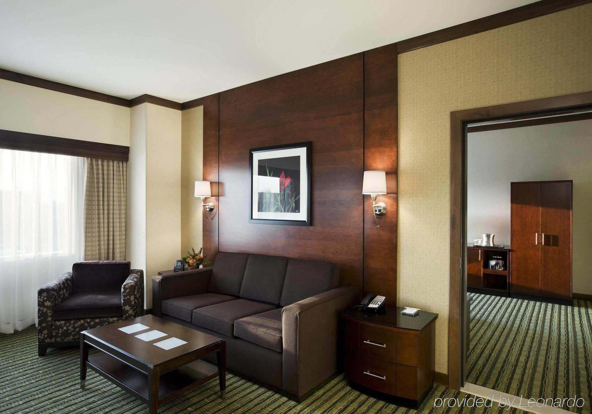 Hilton Minneapolis Bloomington Room photo